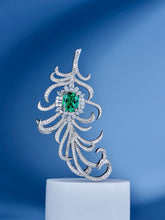Charger l&#39;image dans la galerie, Versatile Elegance: 4CT Lab-Created Colombian Emerald &amp; Green Spinel Feather Brooch-Necklace
