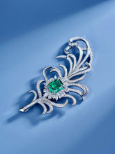 Lade das Bild in den Galerie-Viewer, Versatile Elegance: 4CT Lab-Created Colombian Emerald &amp; Green Spinel Feather Brooch-Necklace

