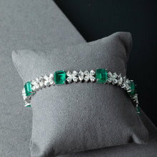 Lade das Bild in den Galerie-Viewer, Lab-Grown Emerald Bracelet with Zircon Sparkle
