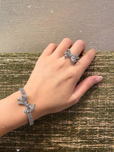 Charger l&#39;image dans la galerie, Dazzling Bow Bracelet in Gold-Plated Silver with Natural Zircon
